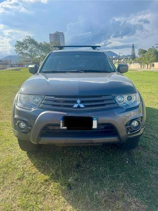 MITSUBISHI PAJERO 3.2 OUTDOOR 4X4 16V TURBO INTERCOOLER DIESEL 4P AUTOMÁTICO MITSUBISHI PAJERO 3.2 OUTDOOR 4X4 16V TURBO INTERCOOLER DIESEL 4P AUTOMÁTICO